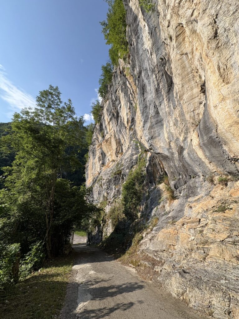 Ave – piccolo Borgo di Ardesio — foto 3